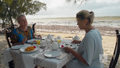 "Polacy za granicą": Idealne śniadanie warto zjeść na plaży