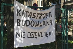 "Śmierć ulicy". Mieszkańcy protestują przeciwko budowie linii tramwaj - 2016 rok