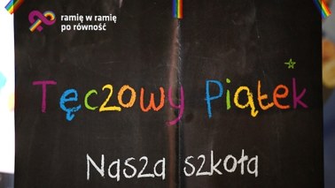 "Tęczowy Piątek" już pojutrze. MEN: Rodzice "mają prawo wyrazić swój stanowczy sprzeciw"