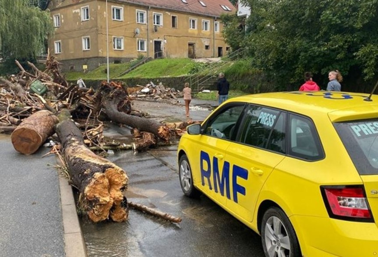 "Trzeba zbudować nowe miasto". Reportaż z odciętego od świata Lądka-Zdroju