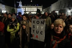 "Wolne sądy, Wolne wybory, Wolna Polska". Polacy manifestowali w obronie sądów