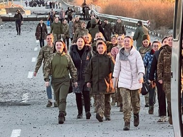 "Wreszcie zobaczę córeczkę". Matka 4-letniej Alisy uwolniona z rosyjskiej niewoli