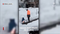 "Wydarzenia": Absurd w Łęcznej. Robotnicy sadzili drzewka w śniegu