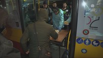 "Wydarzenia": Autobus z pomocą dla potrzebujących na ulicach Łodzi