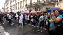 "Wydarzenia": Protest lekarzy-rezydentów przed Ministerstwem Zdrowia