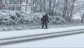 "Wydarzenia": Spadł śnieg, a drogowcy z Gniezna rozpoczęli koszenie trawy