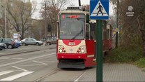 "Wydarzenia": Zaatakowali w tramwaju niepełnosprawnego mężczyznę. Policja szuka sprawców