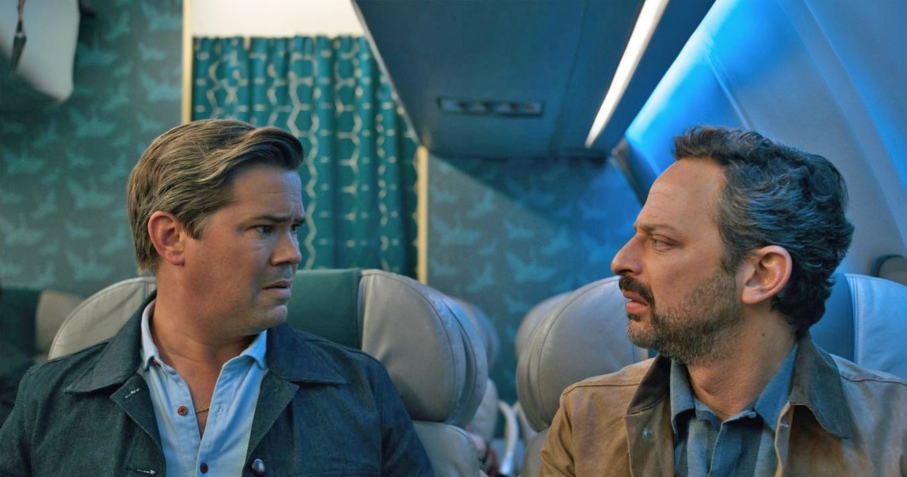 Andrew Rannells i Nick Kroll w scenie z filmu "Że co? Że jak?!" /materiały prasowe