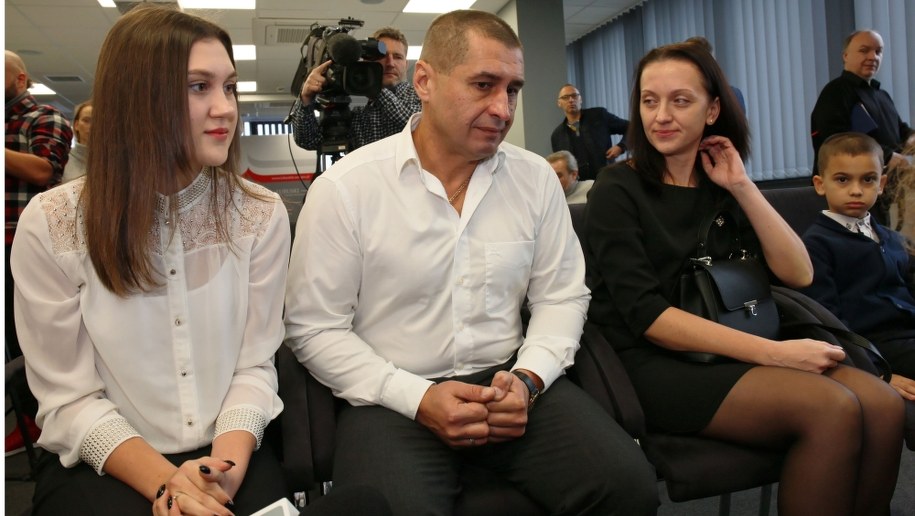 Andriej Sirovatskyi razem z rodziną / 	Lech Muszyński    /PAP