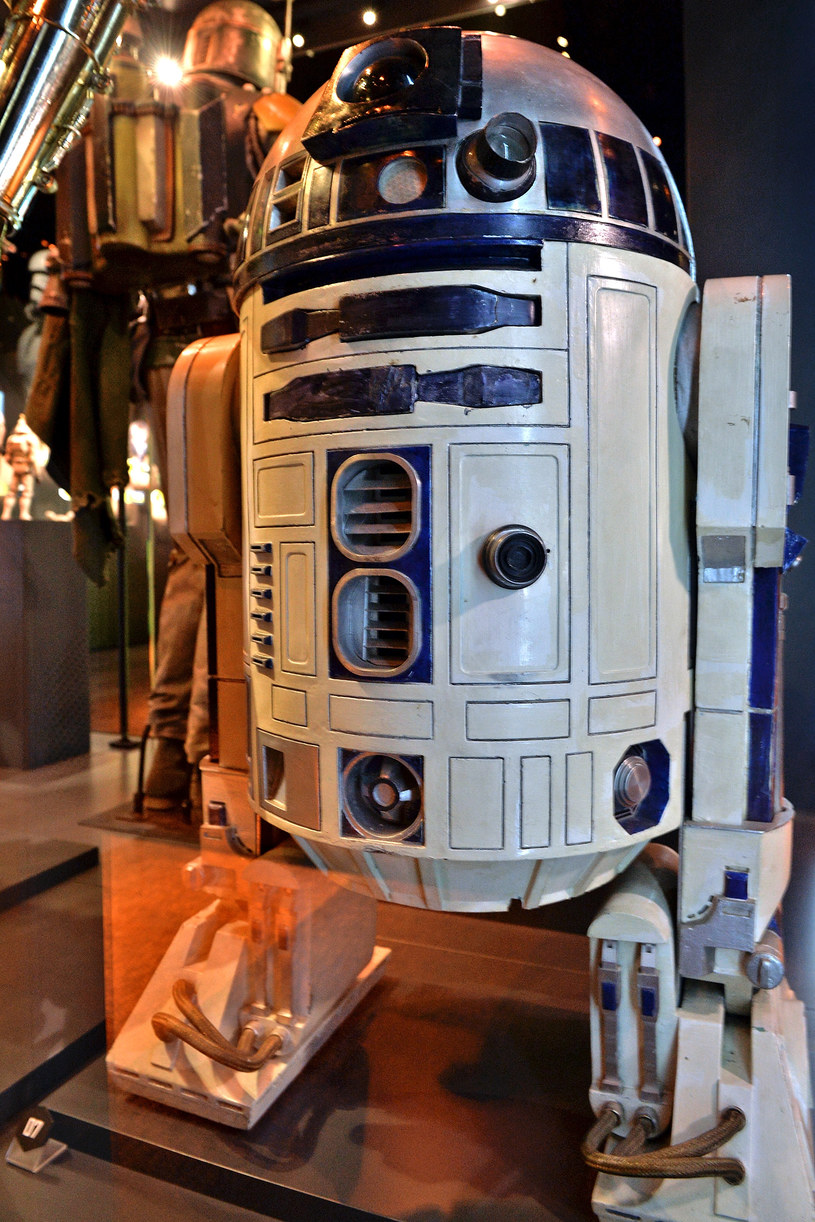 Android R2-D2 /Sascha Steinbach /Getty Images