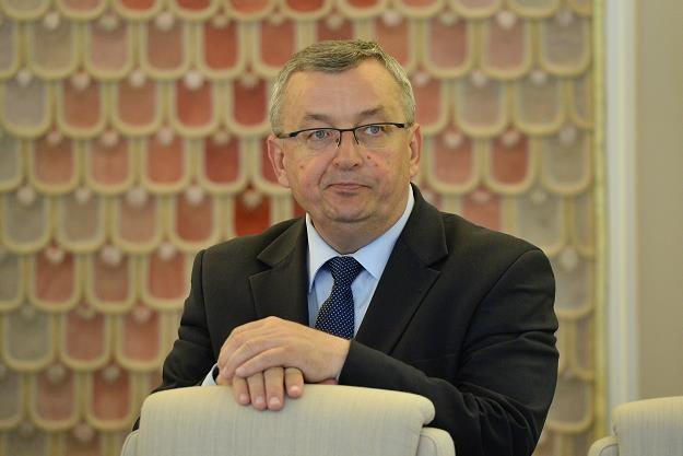 Andrzej Adamczyk, minister infrastruktury i budownictwa /fot. Rafał Oleksiewicz /Reporter