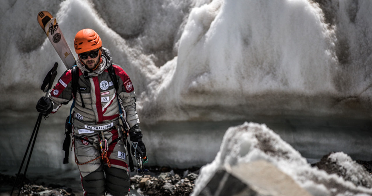 Andrzej Bargiel czeka na poprawę pogody na K2