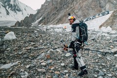 Andrzej Bargiel po zjeździe z K2