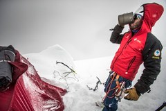 ​Andrzej Bargiel w drodze na K2. Kolejny cel to obóz na wysokości 7000 metrów