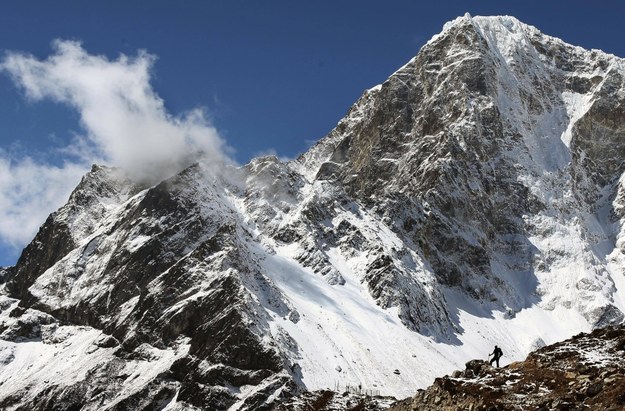 Andrzej Bargiel wraca w Himalaje / 	David Cheskin    /PAP/EPA