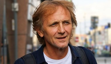 Andrzej Chyra już tego nie ukryje. W piątek zauważyli, co robił w Warszawie