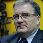 Andrzej Dera: Pan prezydent nie będzie pisał projektu nowej konstytucji