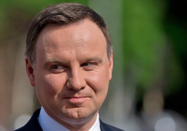 Andrzej Duda chce powrotu do wieku emerytalnego 65 i 60 lat /AFP