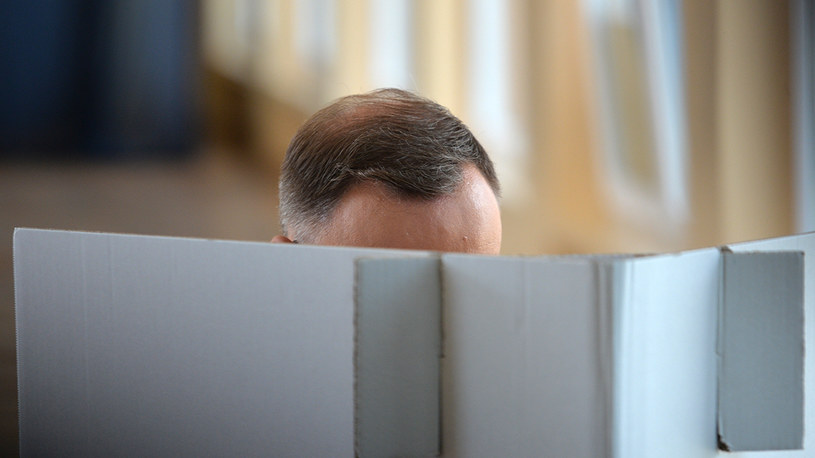 Andrzej Duda głosuje w pierwsza turze wyborow prezydenckich /ASW/ArtService /Agencja FORUM