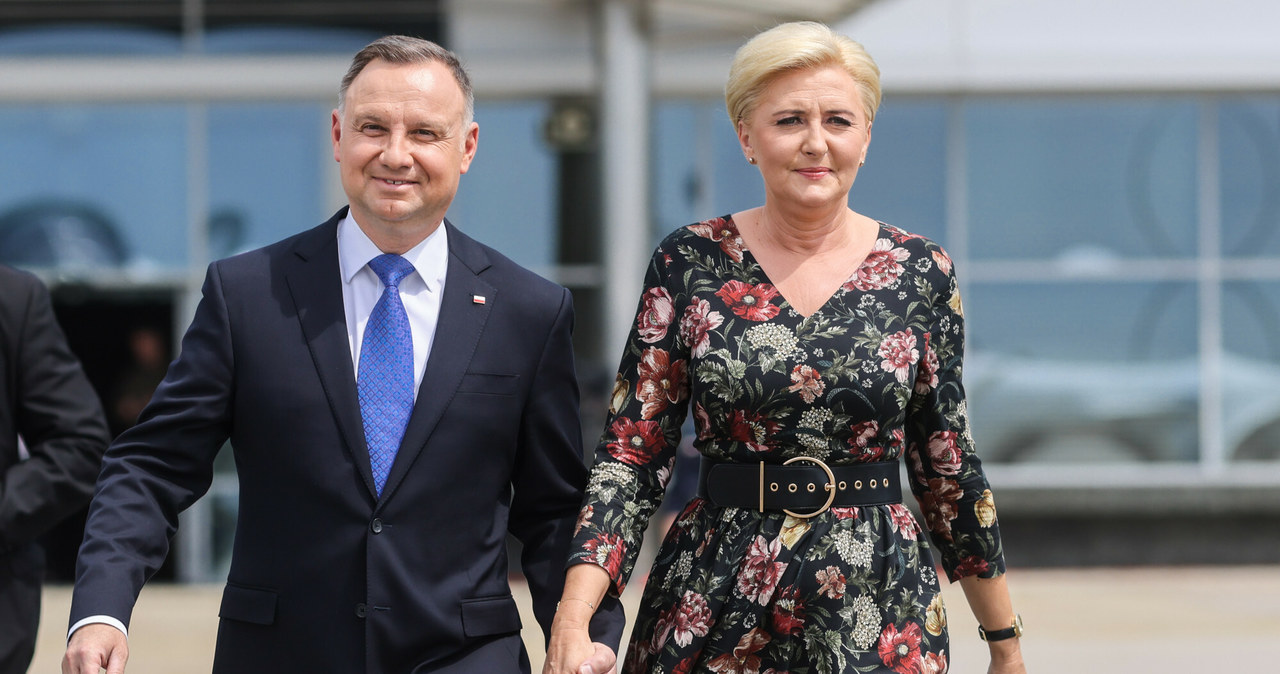 Andrzej Duda i Agata Duda przed wylotem na szczyt NATO /fot. Andrzej Iwanczuk/REPORTER /East News