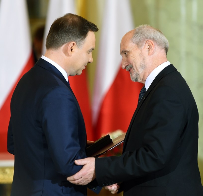 Andrzej Duda i Antoni Macierewicz /AFP
