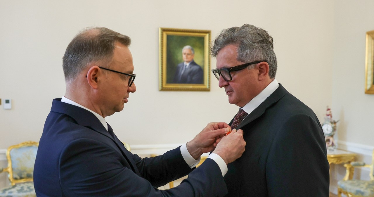 Andrzej Duda odznaczył byłego prezesa ING Banku Śląskiego Brunona Bartkiewicza /Przemysław Keler / Kancelaria Prezydenta RP /materiały prasowe