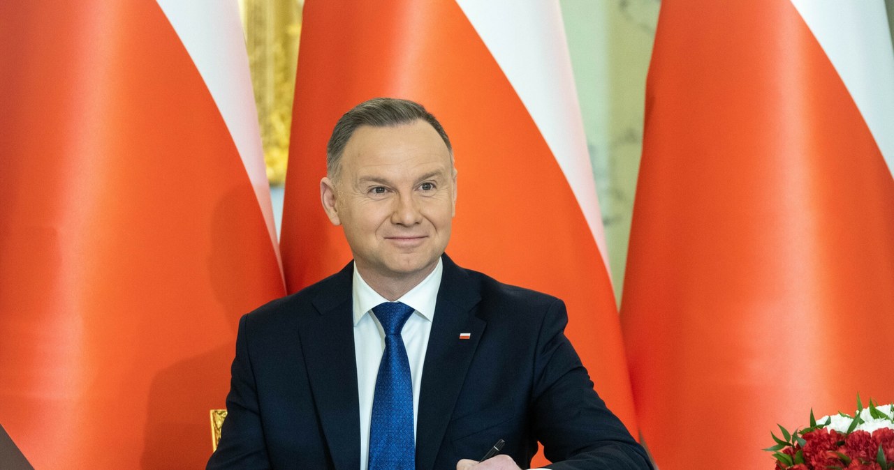 Andrzej Duda po zakończeniu prezydentury dostanie jednorazowo 75 tys. zł. /Jacek Domiński /Reporter