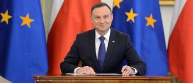 Andrzej Duda podpisał budżet na 2017 rok. "Musi liczyć się z konsekwencjami"