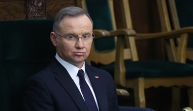 Andrzej Duda pokazał przelew z "emeryturą". "Nie wszystko pan prezydent powiedział"