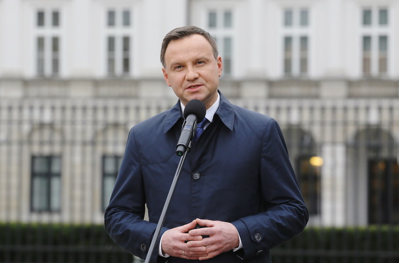 Andrzej Duda przed Pałacem Prezydenckim /Paweł Supernak /PAP