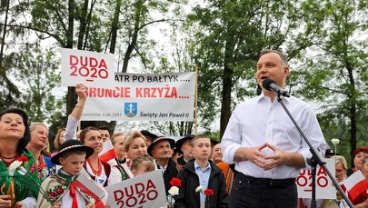 Andrzej Duda: Ten, kto podważa, że małżeństwo to związek kobiety i mężczyzny, chce łamać konstytucję 