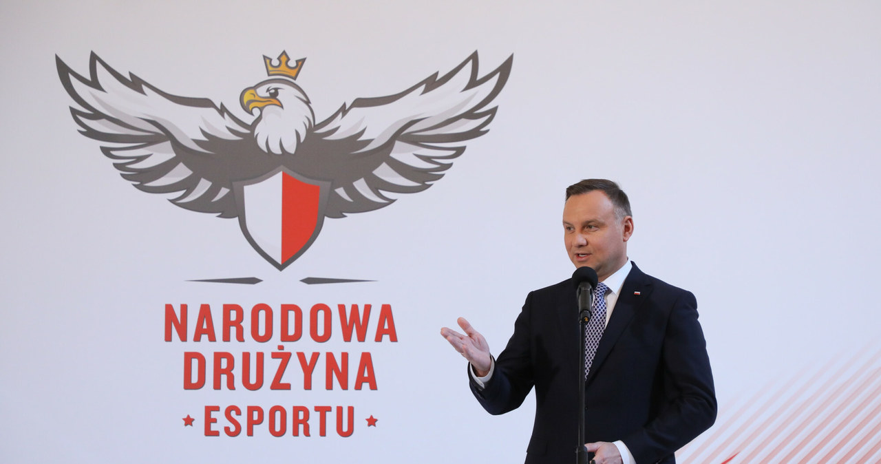 Andrzej Duda wspiera polski esport /Piotr Molecki /East News