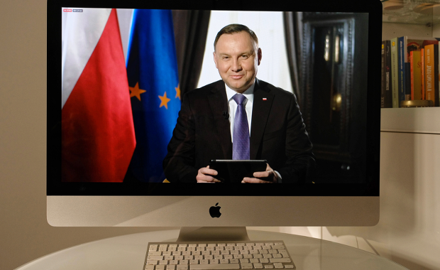 Andrzej Duda wyjaśnił, o co chodzi z „ostrym cieniem mgły”