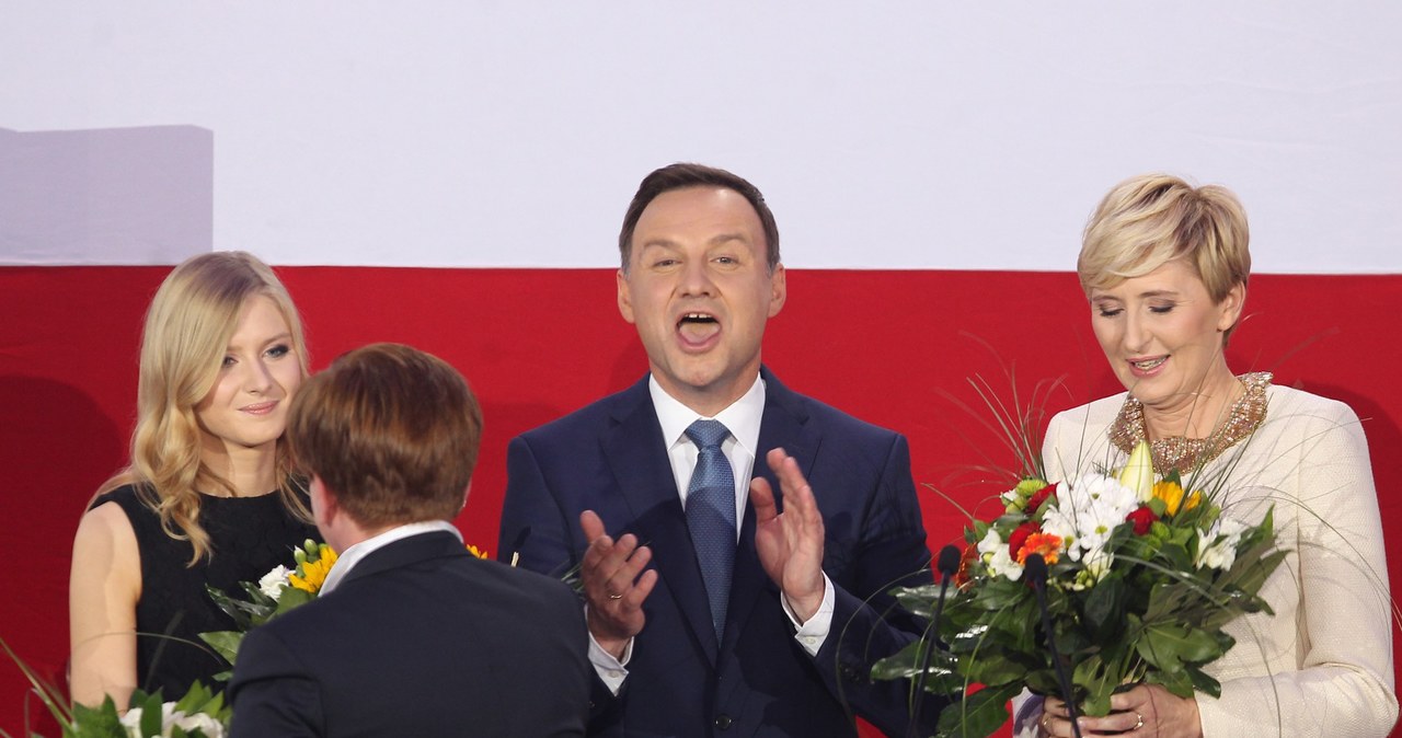 Andrzej Duda z córką Kingą i żoną Agatą /Stanisław Kowalczuk /East News