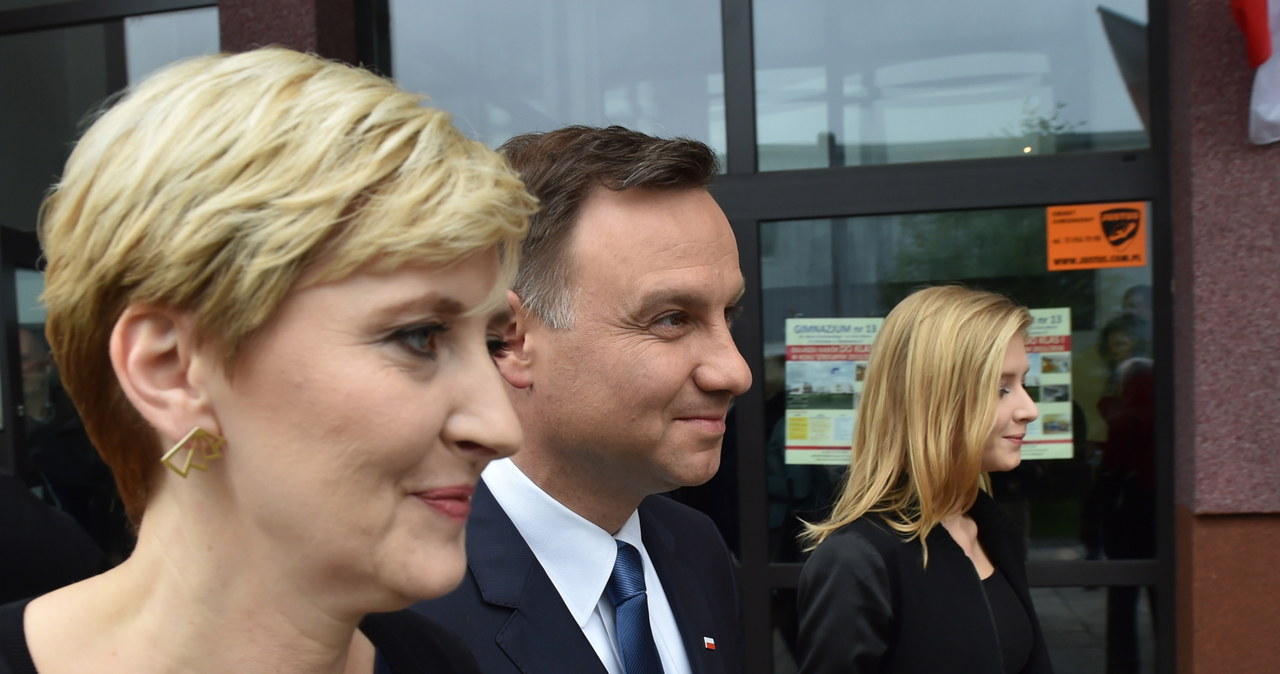 Andrzej Duda z żoną i córką /Jacek Bednarczyk /PAP