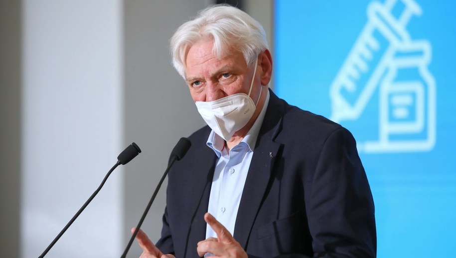 Andrzej Horban / 	Leszek Szymański    /PAP