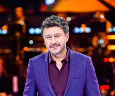 Andrzej Piaseczny i jego coming out! Wokalista wyznał to w piosence "Miłość"!