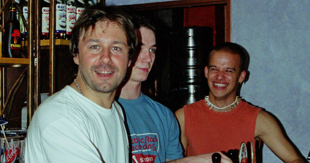 Andrzej Piaseczny i Michał Piróg na otwarciu klubu Soho, 2002 r. /Leszek Szymaniec/Studio69 /Agencja FORUM