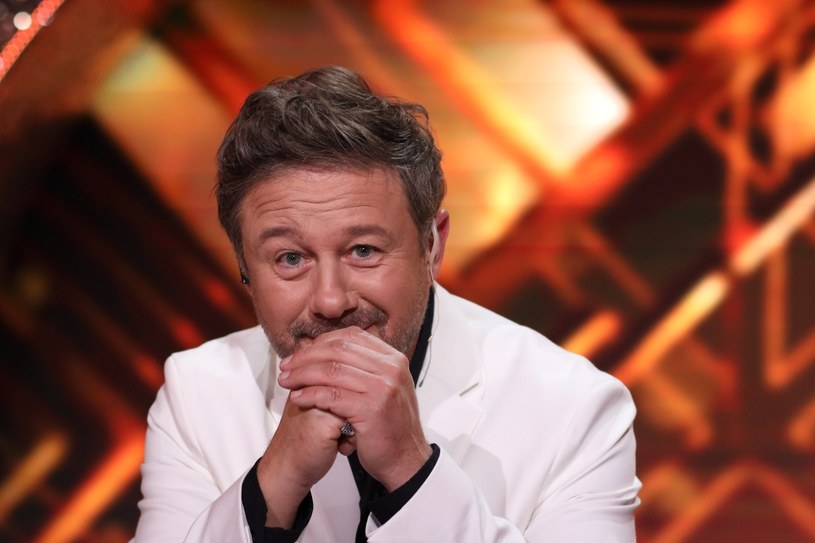 Andrzej Piaseczny podkreśla, że jego wiara nie sprowadza się do klepania pacierzy, pojmowanie duchowości wykracza daleko poza to, w czym został wychowany /Krzysztof Jarosz / FORUM /Agencja FORUM