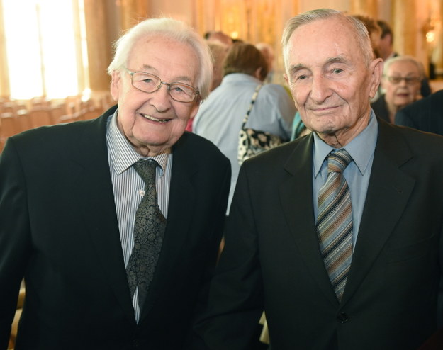 Andrzej Wajda i Henryk Samsonowicz /PAP/Radek Pietruszka    /PAP