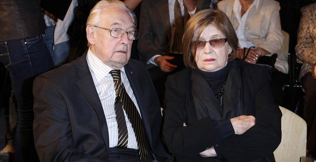 Andrzej Wajda i Krystyna Zachwatowicz są przeciwko pochowaniu pary prezydenckiej na Wawelu /AKPA