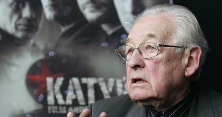 Andrzej Wajda otrzymał nominację za film "Katyń" /AFP