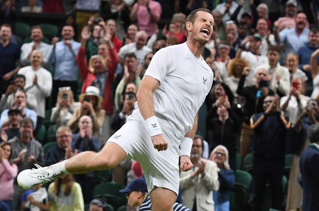Andy Murray w meczu w 1. rundzie wielkoszlemowego Wimbledonu pokonał Australijczyka Jamesa Duckwortha /ANDY RAIN /PAP/EPA