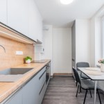 Aneksy kuchenne wychodzą z mody. Teraz stawiamy na takie kuchnie