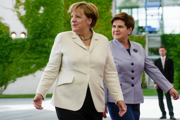 Angela Merkel i Beata Szydło /AFP