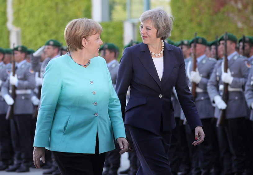 Angela Merkel i Theresa May /AFP