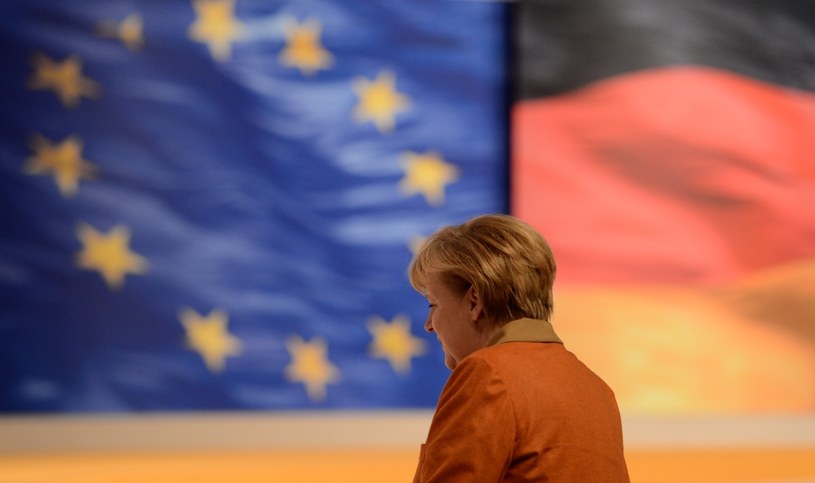 Angela Merkel jest ostro krytykowana za politykę ws. uchodźców /AFP