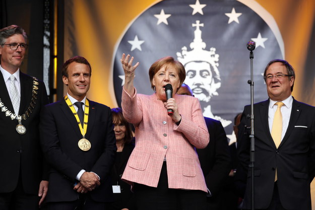 Angela Merkel podczas wręczania nagrody Karola Wielkiego /RONALD WITTEK /PAP/EPA