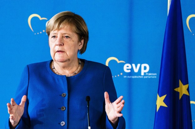 Angela Merkel w sobotę będzie w Warszawie /CLEMENS BILAN / POOL /PAP