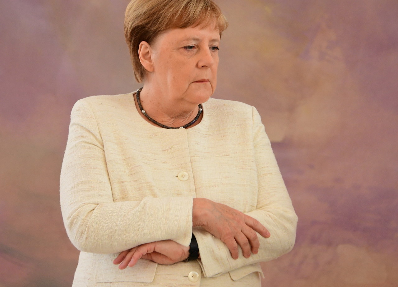 Angela Merkel znów miała drgawki. Czy są powody do niepokoju?